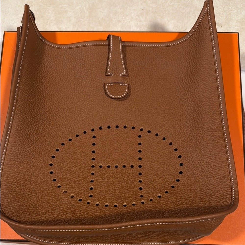 Hermes Sac Evelyn Poche III 29 Taurillon Clemence